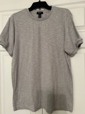 Forever 21 Men's Light Gray Ribbed Short Sleeve Tee